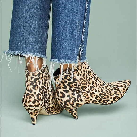 sam edelman kinzey leopard booties